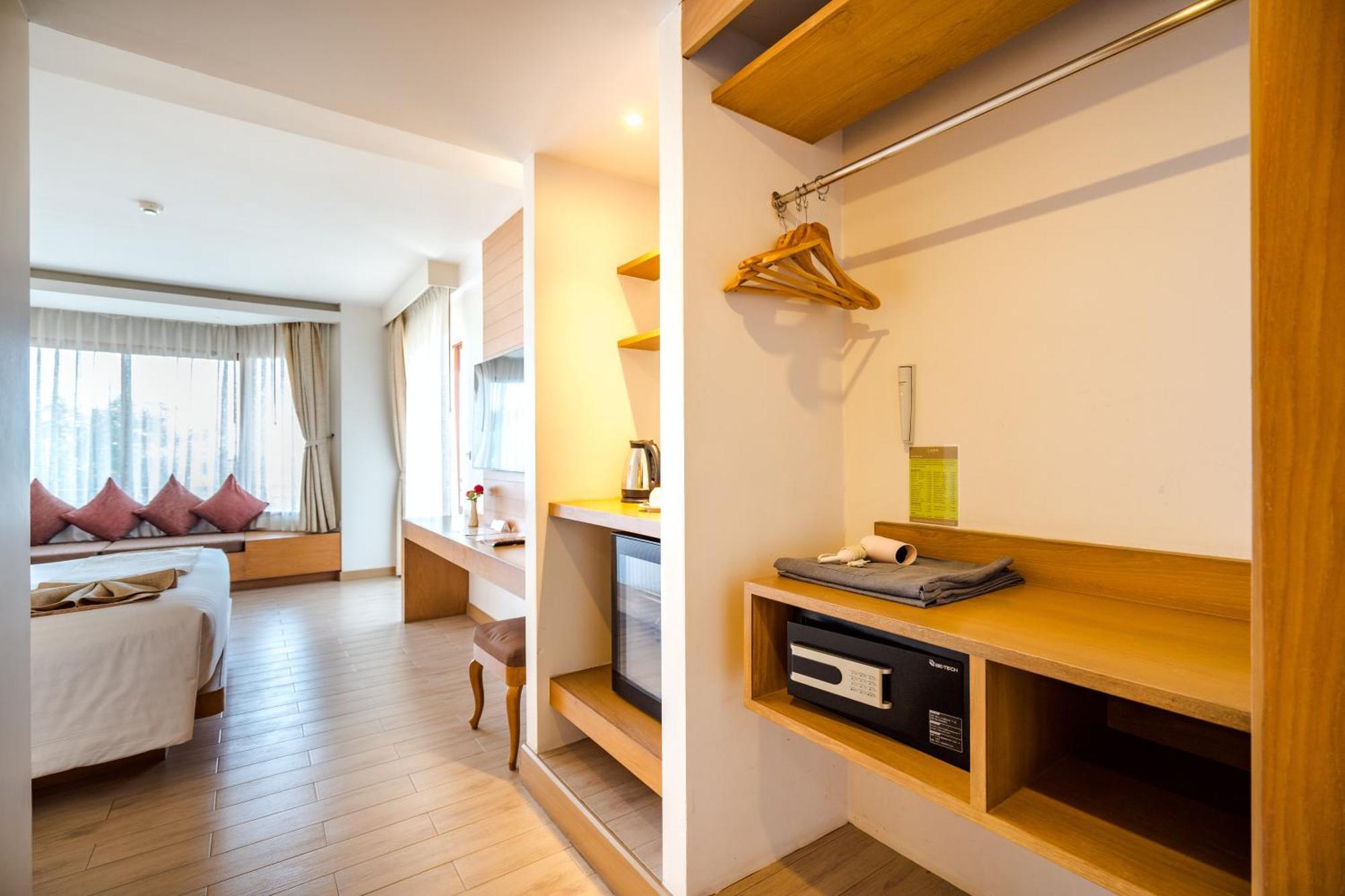 Ayrest Hua Hin Hotel מראה חיצוני תמונה